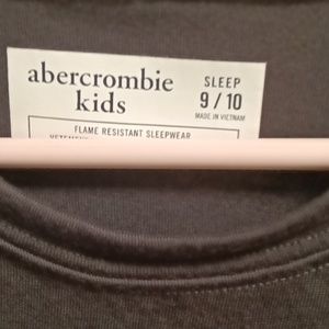 abercrombie kids sleep girl's gray long sleeve t-shirt Size 9/10